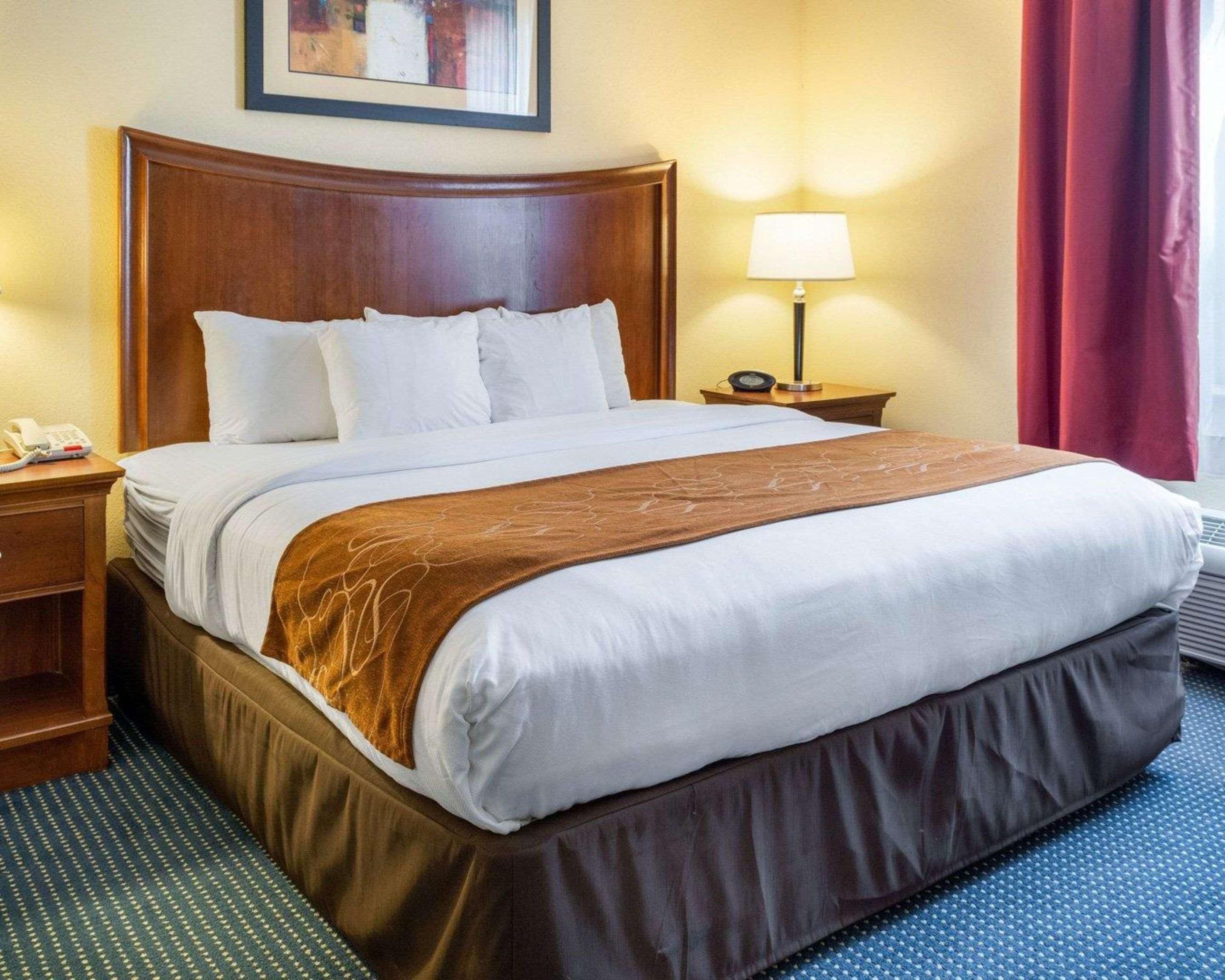 Comfort Suites Newport News Airport Exteriör bild