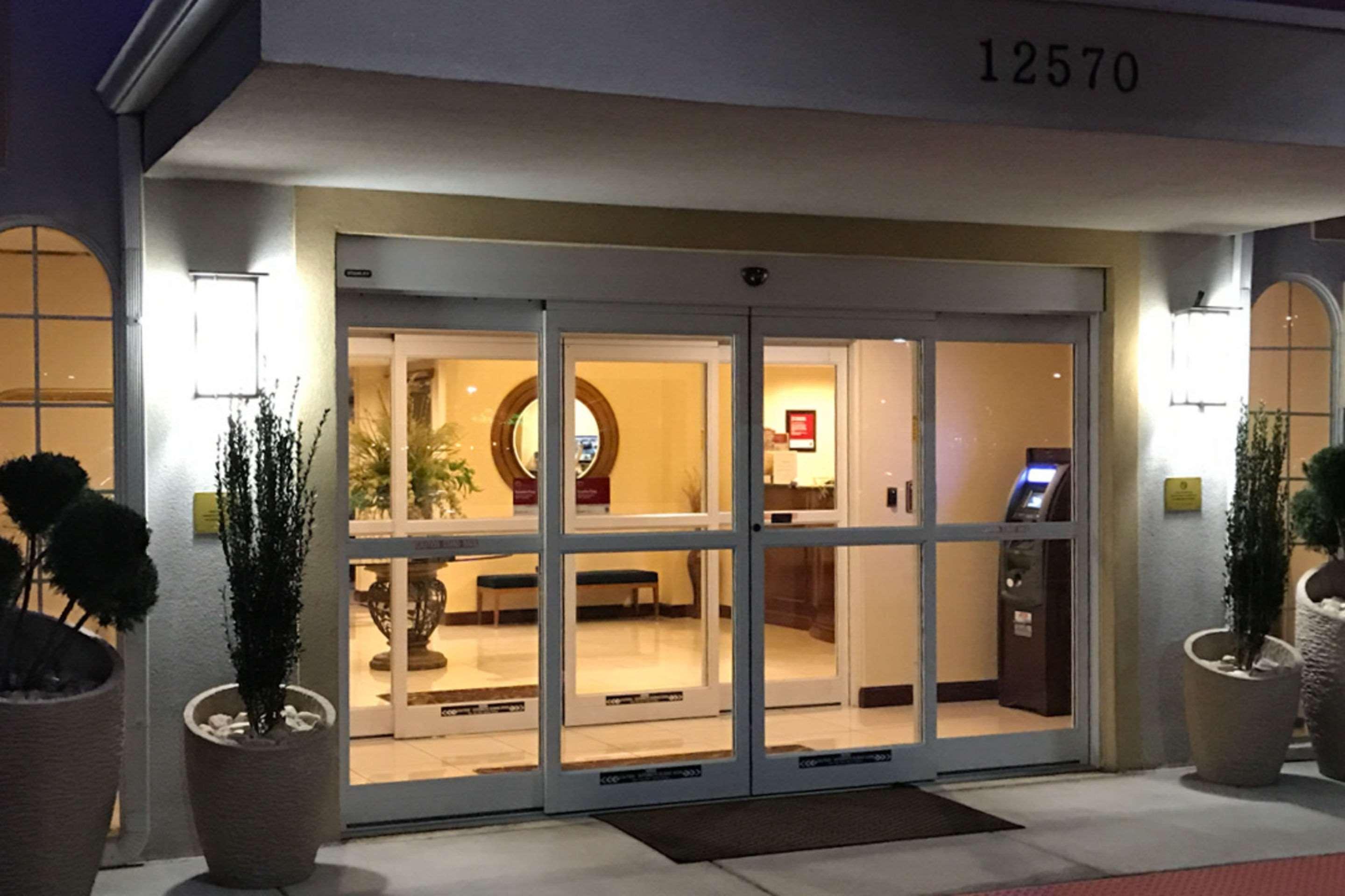Comfort Suites Newport News Airport Exteriör bild