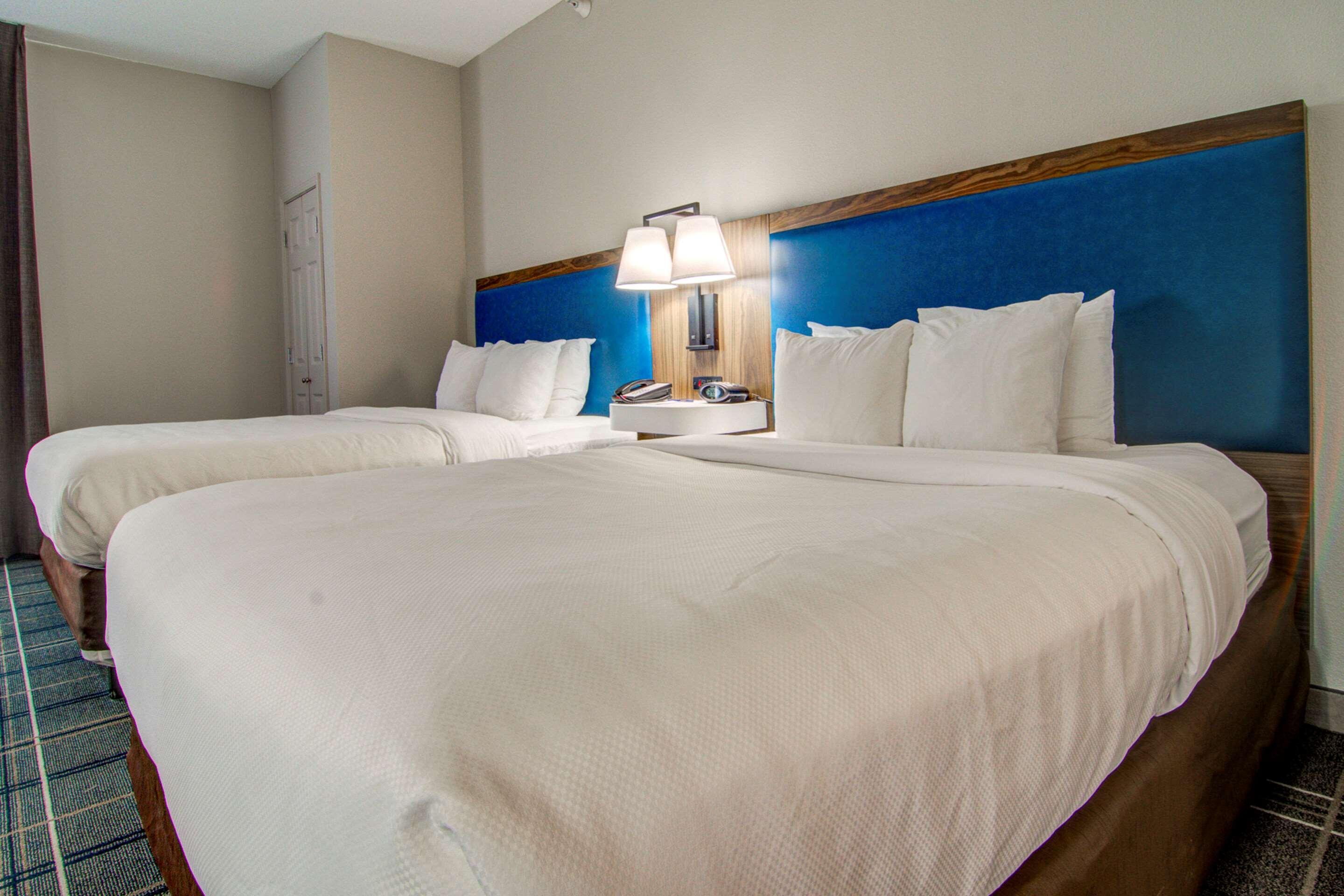 Comfort Suites Newport News Airport Exteriör bild