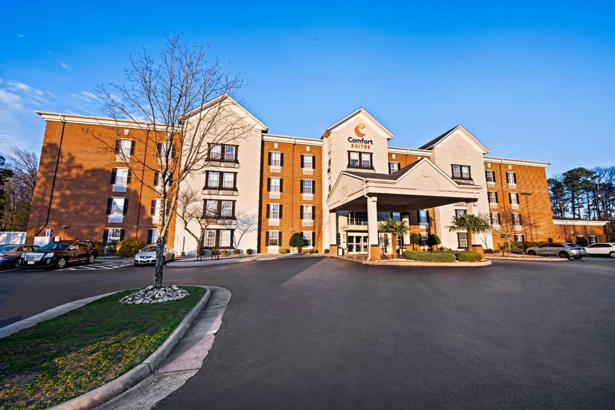 Comfort Suites Newport News Airport Exteriör bild